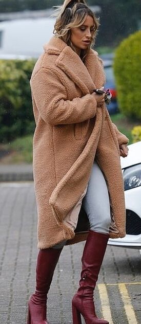 Female Celebrity - Fearne McCann