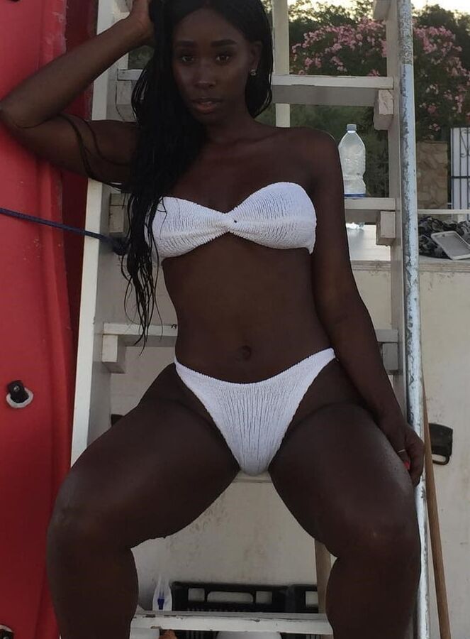 Bria M