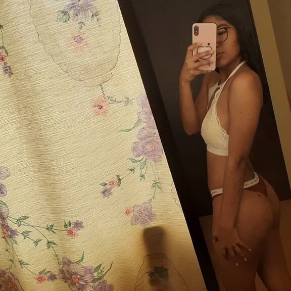 On Instagram- lupitav.l