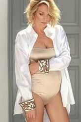 Greek Celebrity : Vicky Kagia