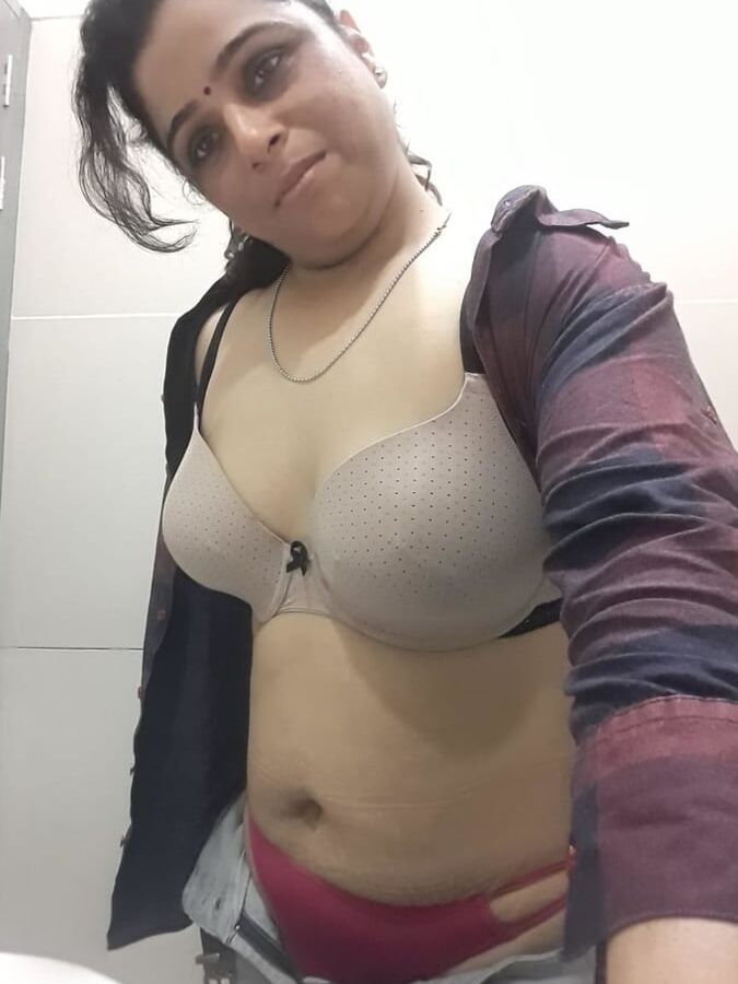 Big Bobby Paki Horny Sexy Bhabhi