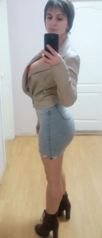 Big ass Serbian milf Goca