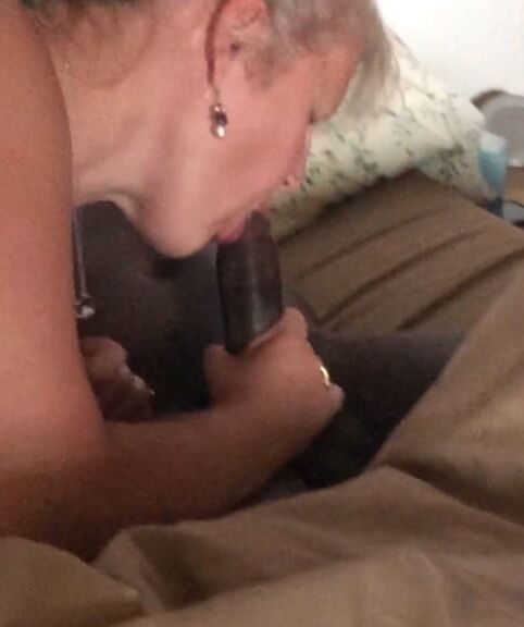 Wives Suck BBC ( Wedding Ring Swingers)