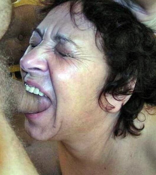 Tombul yasli anneler olgun kadin mature granny mom turk evli