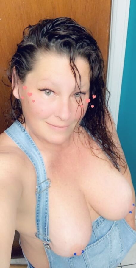 Naughty Wife (She loves comments)