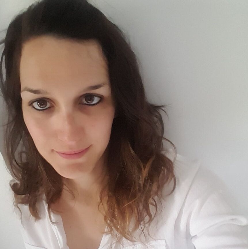 Delphine pute a pines pour dedi montage tribute fake