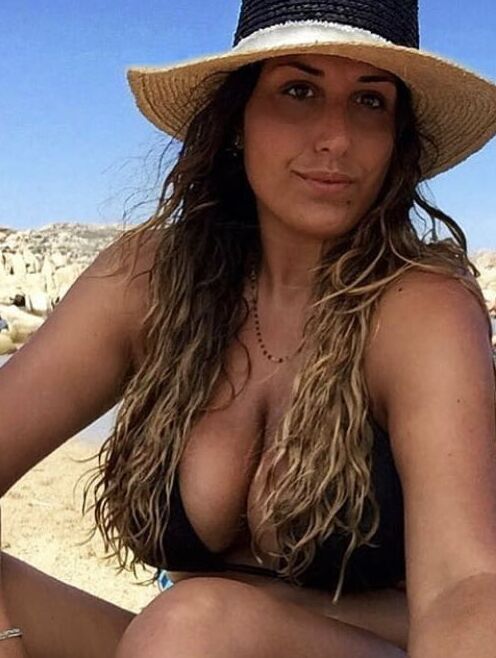 Amica Tettona