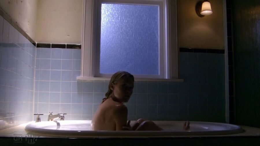 Julia Stiles