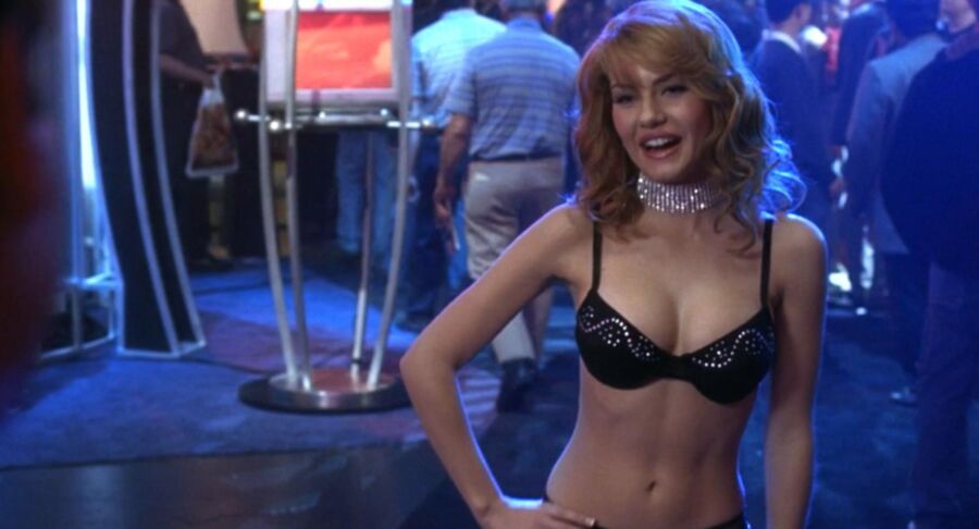 Elisha Cuthbert
