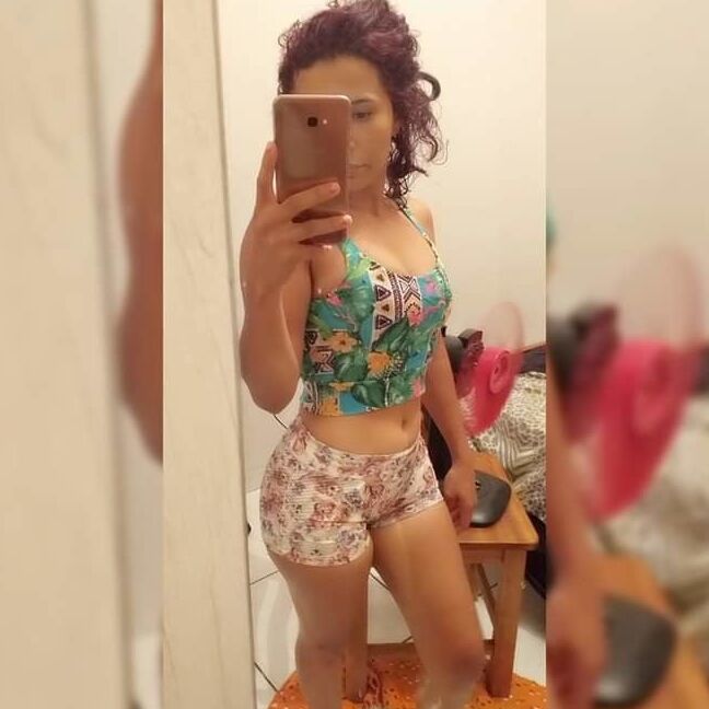 Adelma vadia para ser usada(comentem)