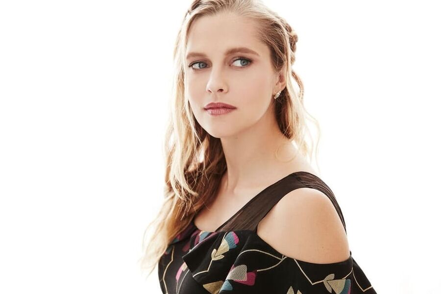 Teresa Palmer Best For Your Tribute