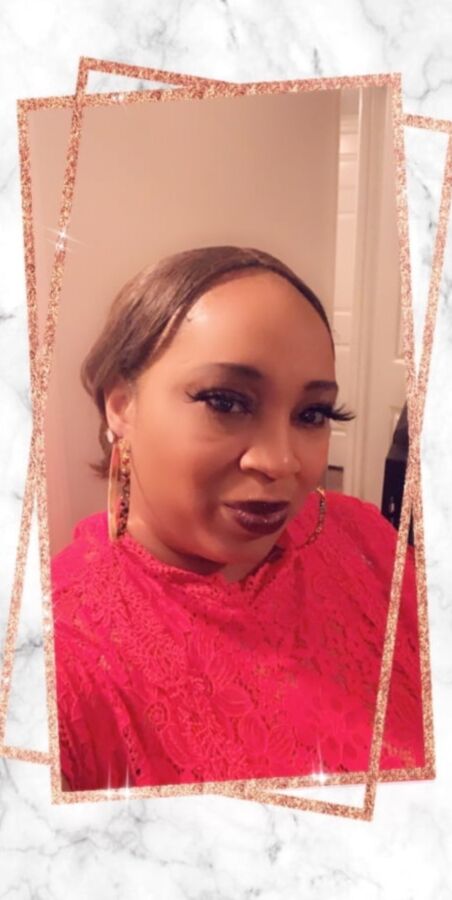 Sexy and Black mature milf