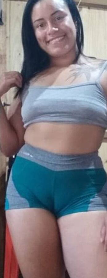 Brasileira Catiane Santos Camel toe