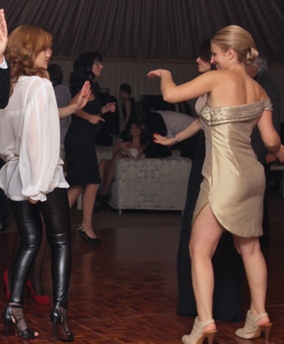 Dance sexy!