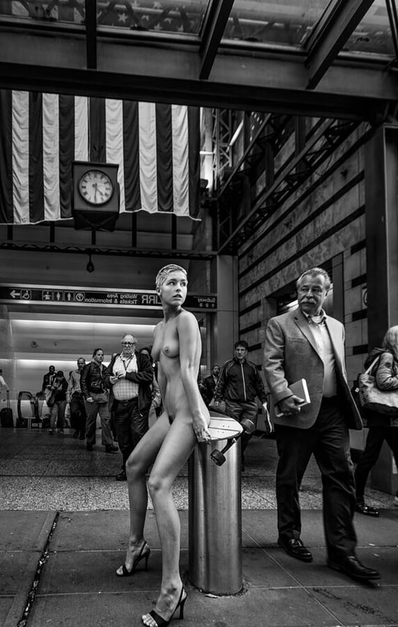 Marisa Papen: best of public nudity