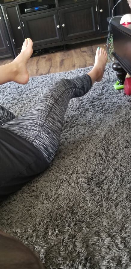 Wife unaware feet