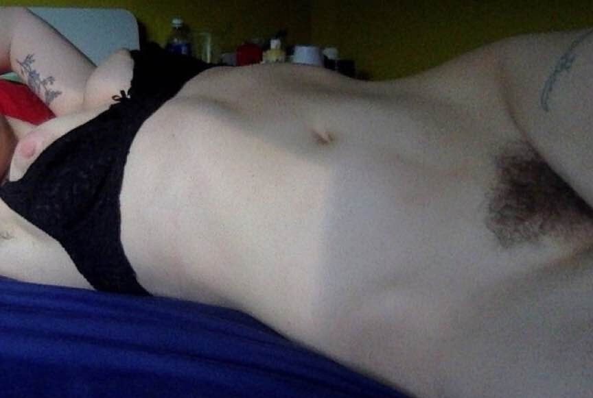 Alexis expose