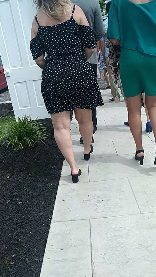 Mature pawg NO NUDITY