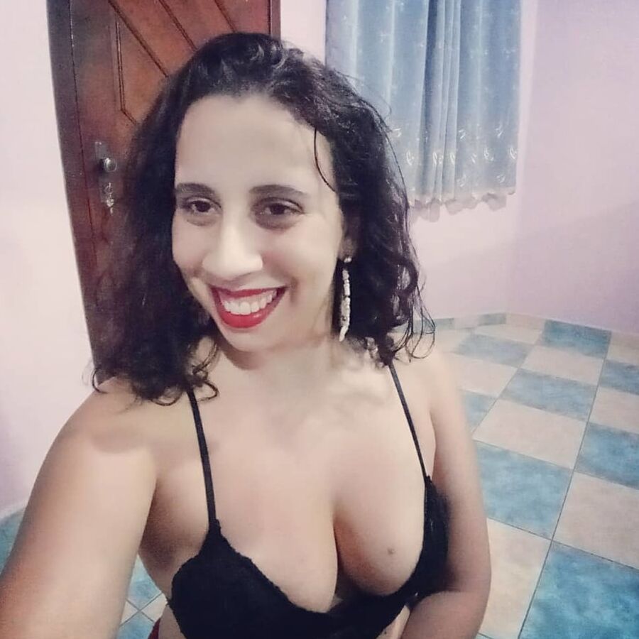 Belly dance milf