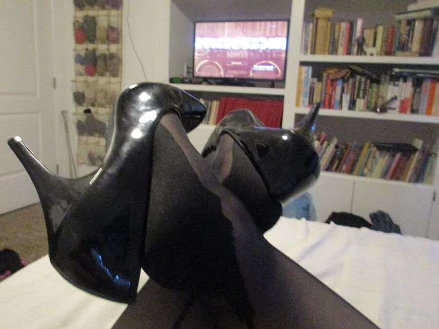 BBW in cuban heel stockings