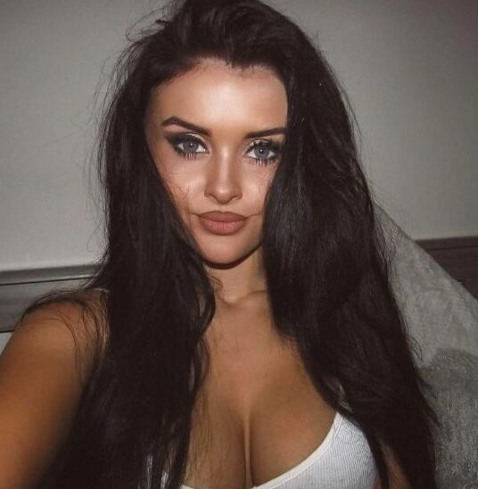 Cleavage Downblouse &amp; Nipple Peeks Collection Vol.