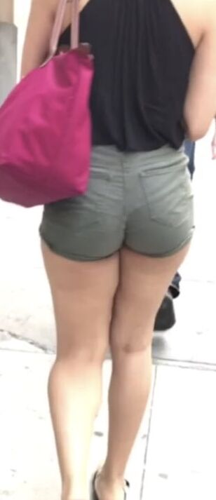 Petits culs en short
