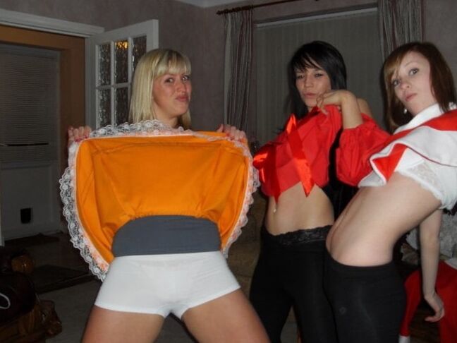 Lifting skirt