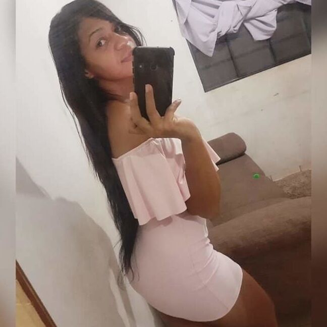 LAMANNY ROCHA - MORENA LINDA DO FACEBOOK