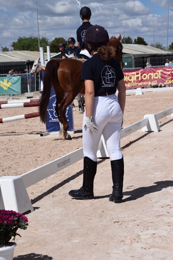 girls in jodhpurs