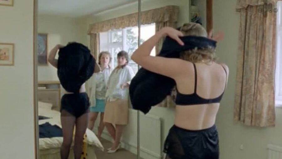 Lesley Sharp, Britsh Actress, Celelebrity