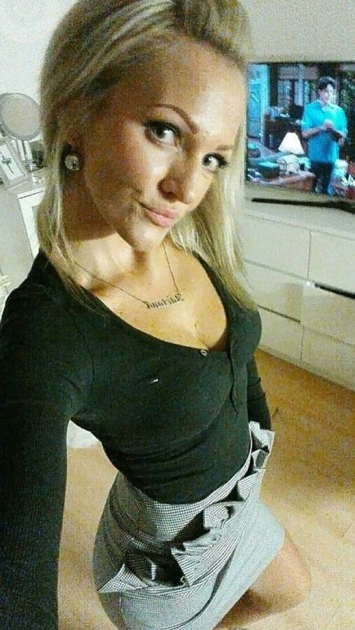 German bitch wants my black dick