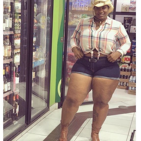 BBWs And Thick Girls