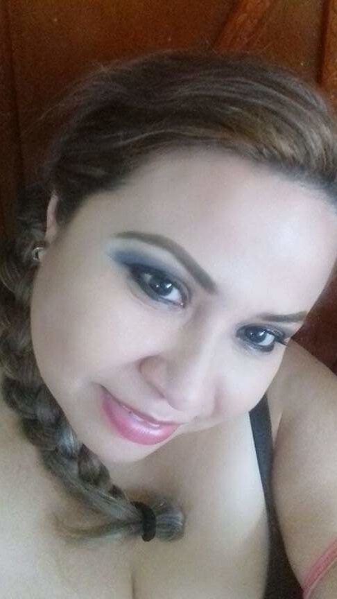 Maestra Coqueta con sus tetas - Miss with Big boobs
