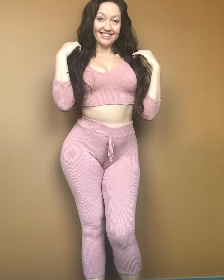 Hot GF with Big Ass