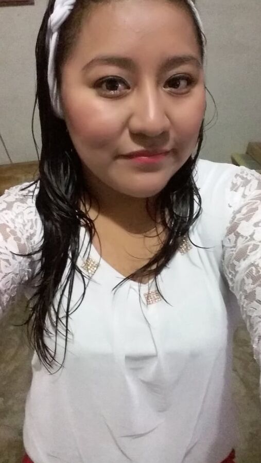 campechana gordita con buenos pechos, lindos pezones