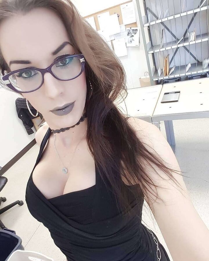 Cum on Gothic