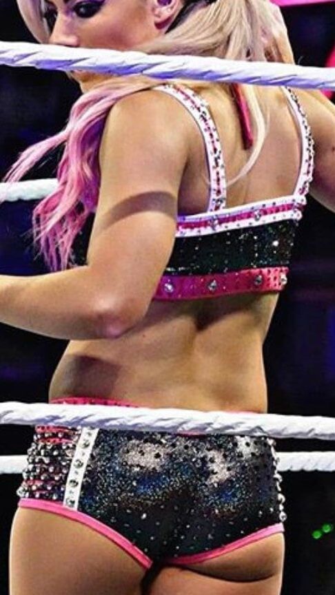 Which wrestling girl would you fuck first
