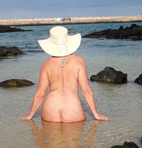 sexy matures in hats