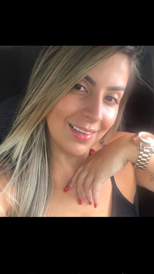 Eu saindo pra rebolar na rua