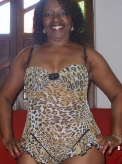 Ebony Mature - Black Milf African