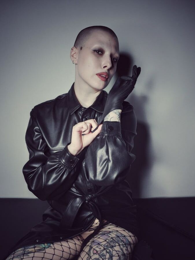 Quarantine mistress