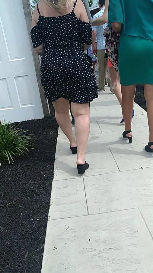 Mature pawg NO NUDITY