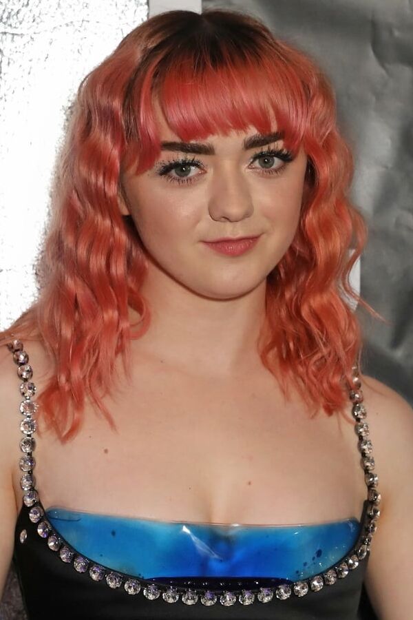Sexy Maisie