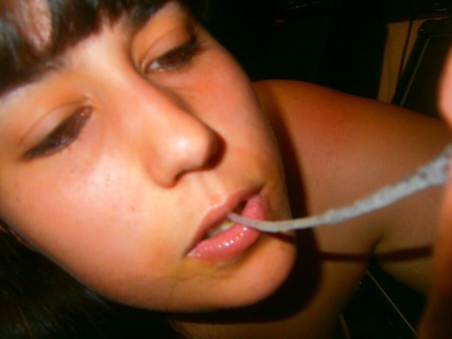 otaku gordita en el local de ensay