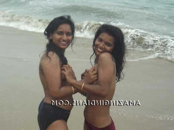 Amazing Indians - Anjali and Mayura Lesbians