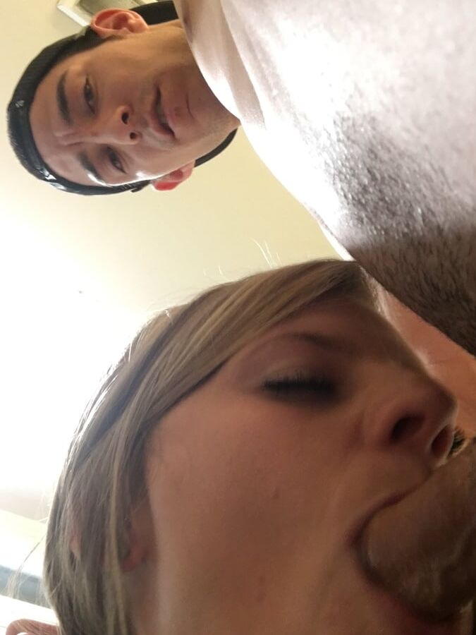 Sydni Sucking