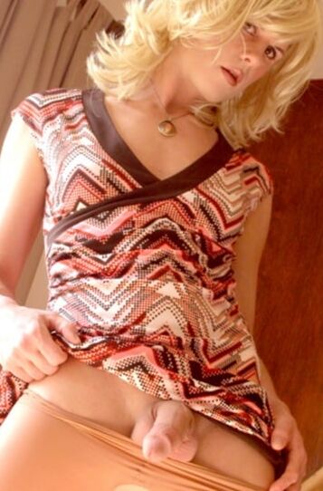 Shemale pantyhose