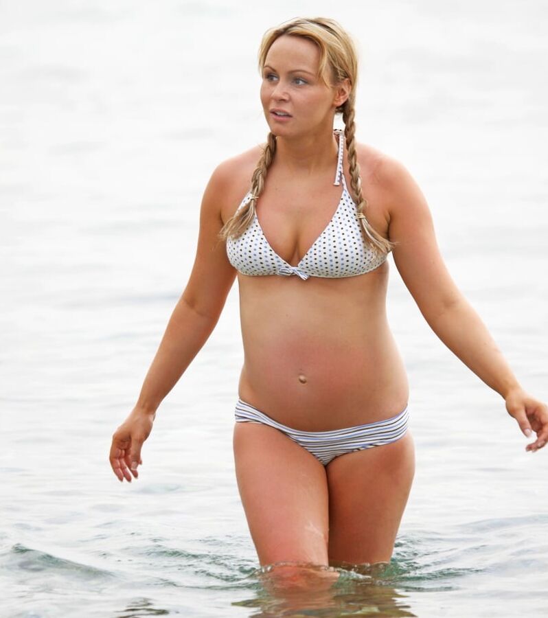 Celeb slag Chanelle Hayes Part : Skinny bimbo years