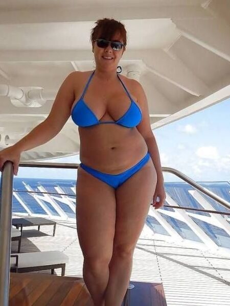 BIG GIRLS I&;D FUCK HARD AND SHOOT MY CUM IN IV