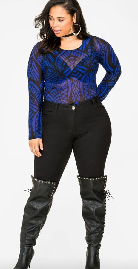 Milfs and Gilfs wearing boots no.